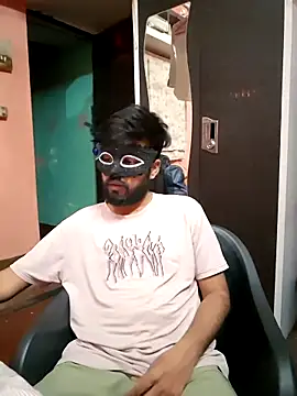 soniriyaa010101 online show from 03-03-26, 06:04