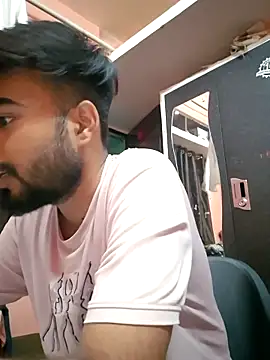 soniriyaa010101 online show from 04-14-26, 09:20