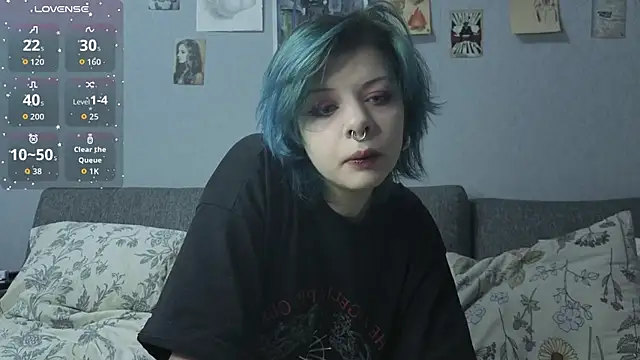 Snapshot of Alice_Zev chatting on 10-22-25, 03:11 Alice Zev online show from 10-22-25, 03:11