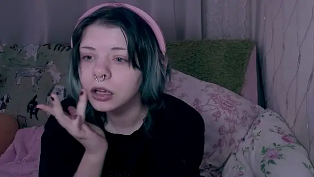 Alice Zev online show from 04-04-26, 02:40