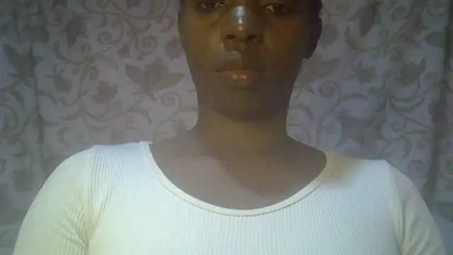 Snapshot of mzozoyi chatting on 05-17-26, 12:38 mzozoyi online show from 05-17-26, 12:38