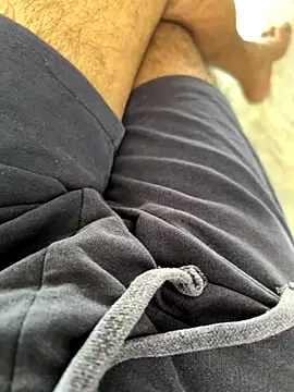 Snapshot of sunnu_97_ chatting on 09-12-25, 05:51 sunnu 97 online show from 09-12-25, 05:51