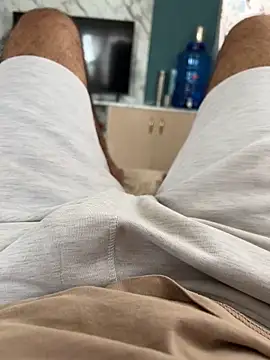 Snapshot of sunnu_97_ chatting on 10-21-25, 05:40 sunnu 97 online show from 10-21-25, 05:40