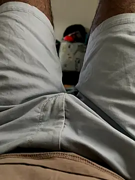 Snapshot of sunnu_97_ chatting on 11-05-25, 04:37 sunnu 97 online show from 11-05-25, 04:37