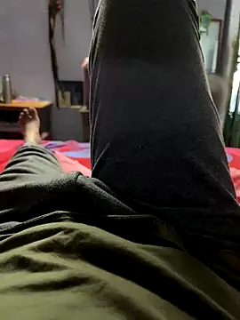 Snapshot of sunnu_97_ chatting on 10-05-25, 06:26 sunnu 97 online show from 10-05-25, 06:26