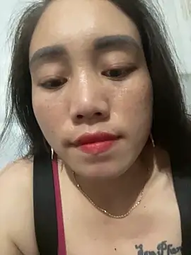 Snapshot of chipp-bong chatting on 09-18-25, 05:10 chipp-bong online show from 09-18-25, 05:10