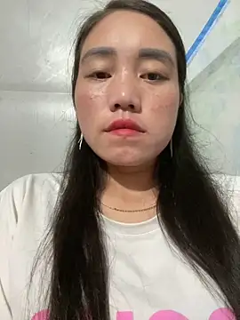 Snapshot of chipp-bong chatting on 09-14-25, 02:01 chipp-bong online show from 09-14-25, 02:01