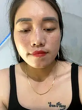 Snapshot of chipp-bong chatting on 09-19-25, 12:20 chipp-bong online show from 09-19-25, 12:20