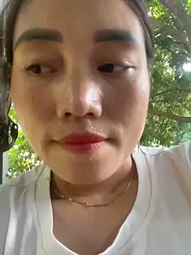 Snapshot of chipp-bong chatting on 09-21-25, 04:06 chipp-bong online show from 09-21-25, 04:06