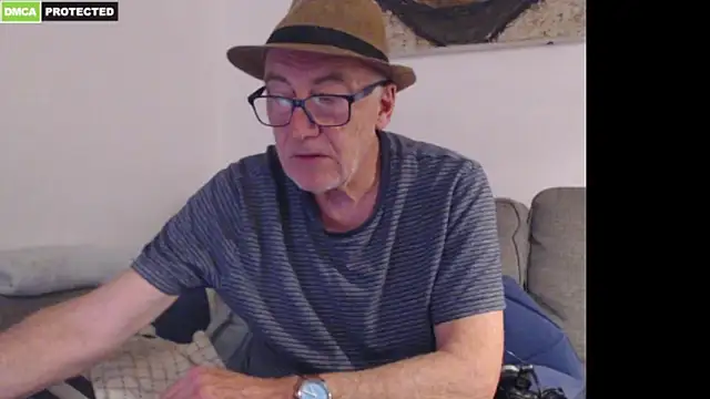 bluedae1 online show from 03-15-26, 05:20