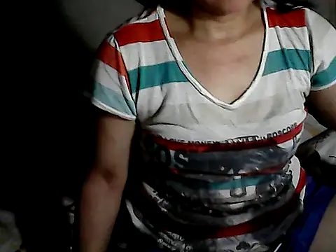 yoursPinayMama1682 online show from 09-20-25, 12:15