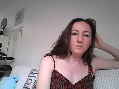 Snapshot of Valessya chatting on 06-16-26, 05:35 Valessya online show from 06-16-26, 05:35