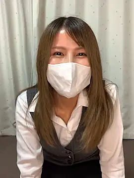 Snapshot of -Hikari-00- chatting on 09-18-25, 04:37 -Hikari-00- online show from 09-18-25, 04:37