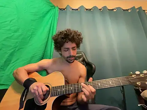 Snapshot of Stringin69 chatting on 11-13-25, 07:29 Stringin69 online show from 11-13-25, 07:29