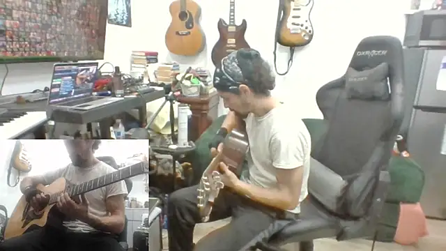 Snapshot of Stringin69 chatting on 02-20-26, 08:27 Stringin69 online show from 02-20-26, 08:27