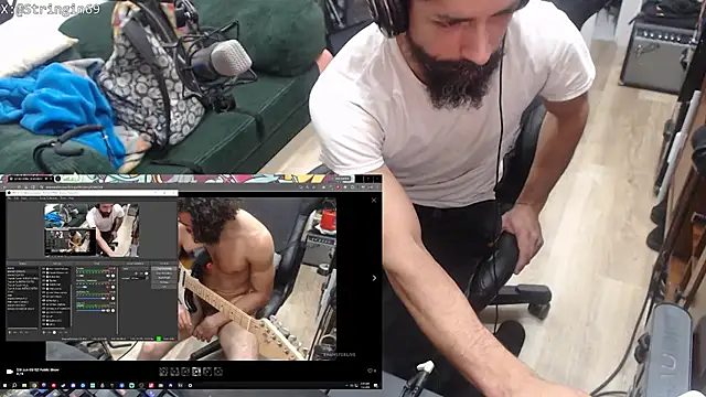 Snapshot of Stringin69 chatting on 07-02-26, 06:52 Stringin69 online show from 07-02-26, 06:52