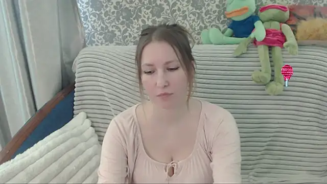 Snapshot of LesanaMagic chatting on 06-04-26, 09:36 LesanaMagic online show from 06-04-26, 09:36