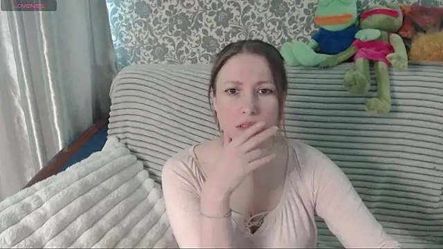 Snapshot of LesanaMagic chatting on 05-30-26, 07:58 LesanaMagic online show from 05-30-26, 07:58