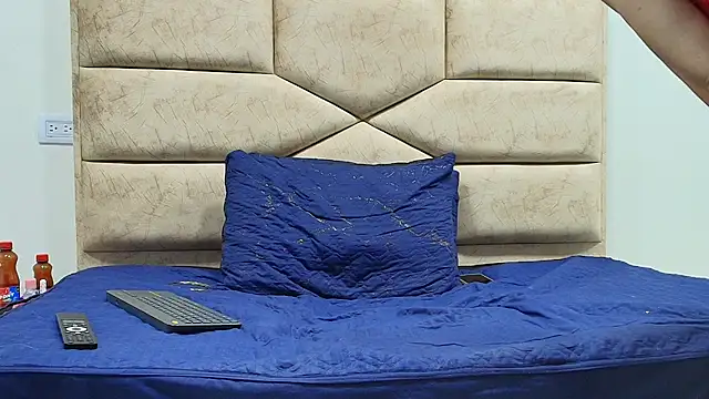 Angell cooper online show from 12-04-25, 12:37