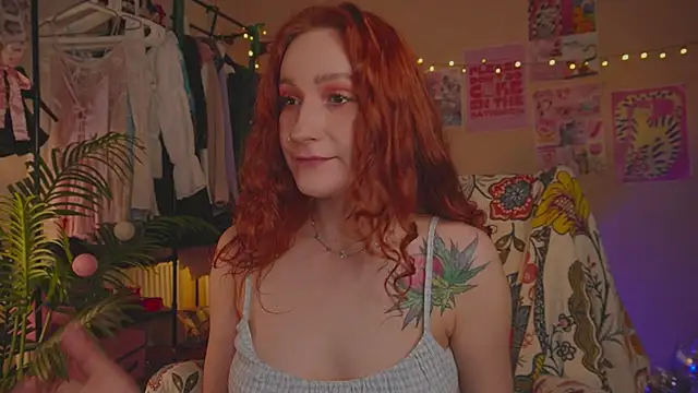 Snapshot of Charming_winky chatting on 12-04-25, 05:12 Charming winky online show from 12-04-25, 05:12