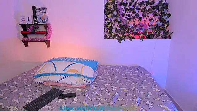kylietimothee online show from 05-28-26, 05:41