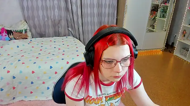 Margot Berry online show from 09-28-25, 04:03