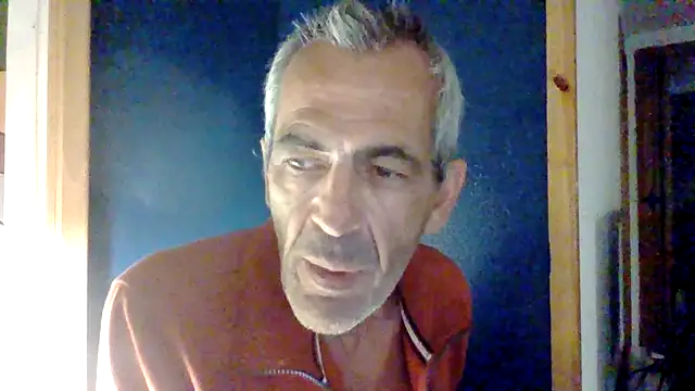 Snapshot of AntonioNice_iml chatting on 10-22-25, 07:02 AntonioNice iml online show from 10-22-25, 07:02