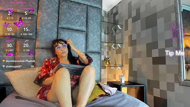 Jenni Zeller online show from 09-17-25, 12:56