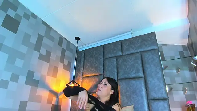 Jenni Zeller online show from 10-15-25, 12:35