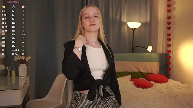 KrishnaSimmons online show from 10-10-25, 07:15