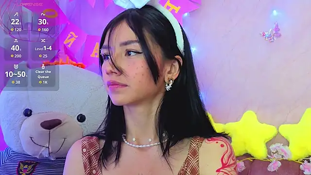 april bennett online show from 06-30-26, 01:22