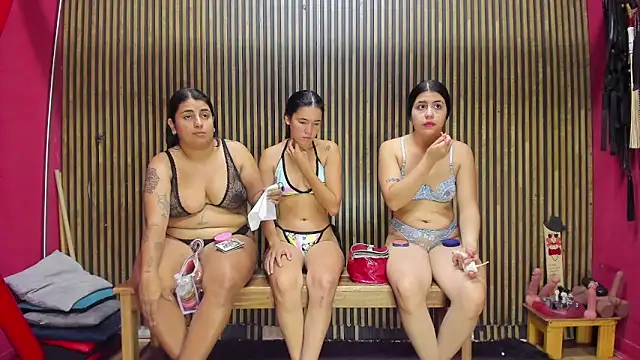 Snapshot of VantablackBDSMShow_ chatting on 02-28-26, 12:27 VantablackBDSMShow online show from 02-28-26, 12:27