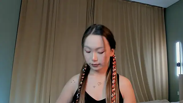 Snapshot of tokipokki chatting on 10-17-25, 01:20 tokipokki online show from 10-17-25, 01:20