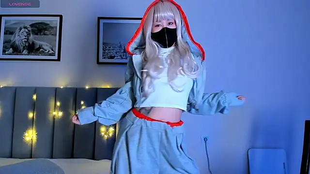 yanyaan online show from 02-10-26, 08:41