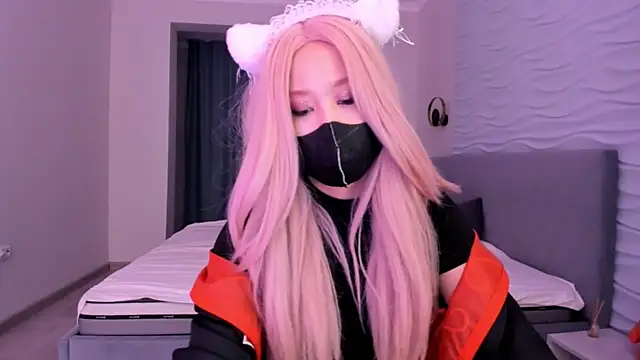 yanyaan online show from 12-17-25, 08:25