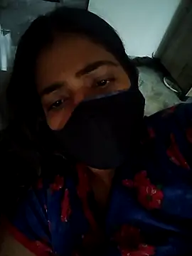 Snapshot of hottie_jenny9 chatting on 09-21-25, 03:22 hottie jenny9 online show from 09-21-25, 03:22