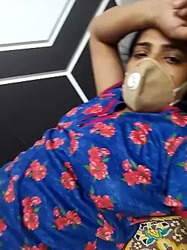 Snapshot of hottie_jenny9 chatting on 11-02-25, 10:42 hottie jenny9 online show from 11-02-25, 10:42