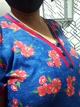 Snapshot of hottie_jenny9 chatting on 09-19-25, 11:53 hottie jenny9 online show from 09-19-25, 11:53