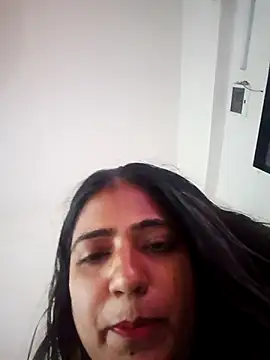 Snapshot of hottie_jenny9 chatting on 09-10-25, 10:47 hottie jenny9 online show from 09-10-25, 10:47