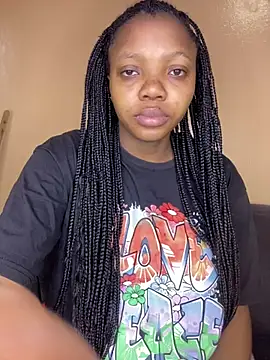 MilfBoobsxx online show from 05-17-26, 05:29
