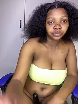 MilfBoobsxx online show from 07-10-26, 02:00