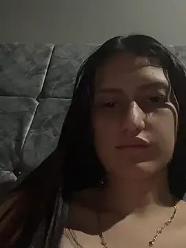 Caroline daring online show from 03-27-26, 03:15