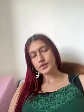 Caroline daring online show from 03-09-26, 04:54