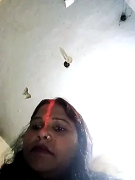 Snapshot of SweetKomal89 chatting on 10-25-25, 01:12 SweetKomal89 online show from 10-25-25, 01:12