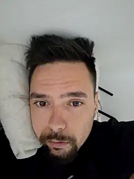 Snapshot of Arthur_Rj_21 chatting on 10-29-25, 10:52 Arthur Rj 21 online show from 10-29-25, 10:52