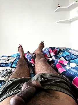 Snapshot of Chanderi19 chatting on 10-12-25, 02:02 Chanderi19 online show from 10-12-25, 02:02