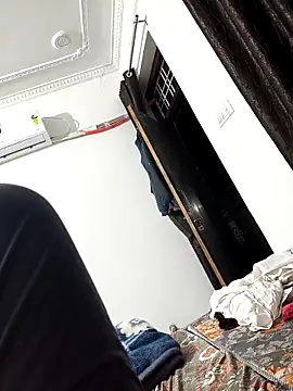 Chanderi19 online show from 02-28-26, 04:17