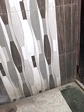 Chanderi19 online show from 04-15-26, 02:50