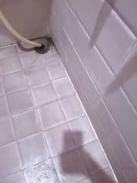 Snapshot of Chanderi19 chatting on 09-18-25, 12:35 Chanderi19 online show from 09-18-25, 12:35