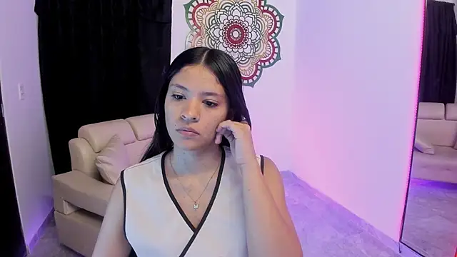 Candy fox 19 online show from 03-14-26, 01:06